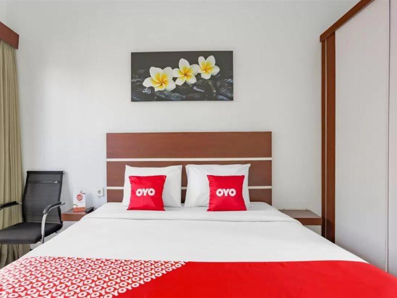 Oyo 3852 Valomia Guest House Denpasar Esterno foto
